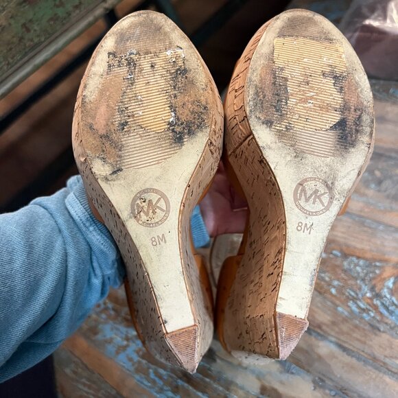 MICHAEL by Michael Kors Ostrich 5” Cork Wedges, SZ 8M - Picture 4 of 4